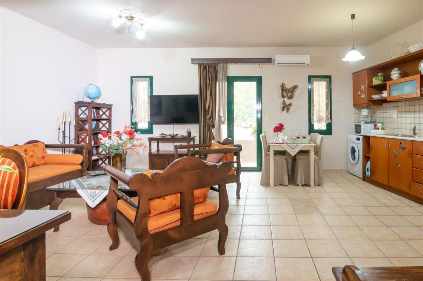 Marathi Apartments Экстерьер фото